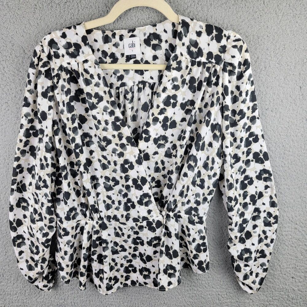 CAbi Blouse Womens Small Office Siren Ruched Sleeves Peplum V Neck Leopard Wrap